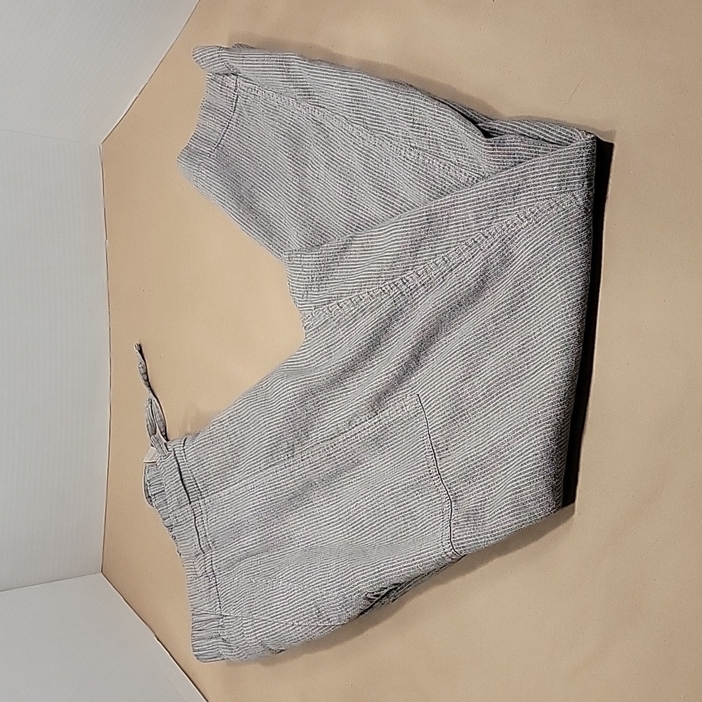 Prana, Size L, Soledad Pants.  Organic Cotton & Tencel.  Gently Used Condition